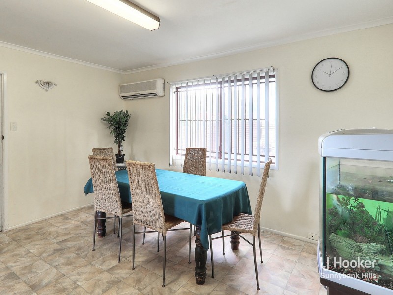 52 Morialta Street, Mansfield QLD 4122