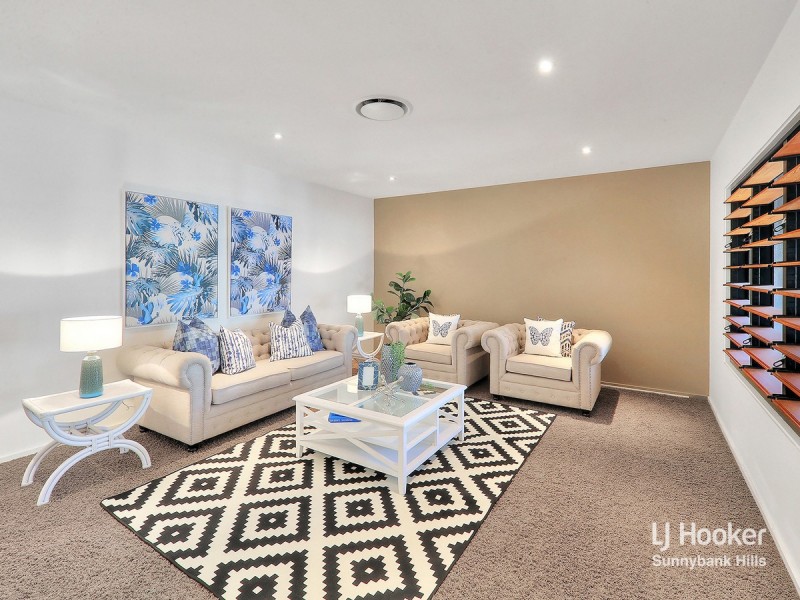 24 Innaminka Place, Parkinson QLD 4115