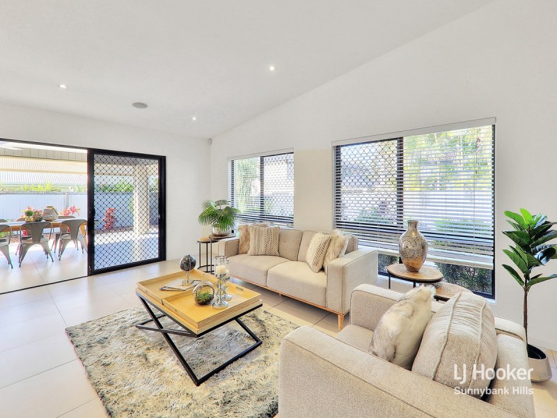 24 Innaminka Place, Parkinson QLD 4115