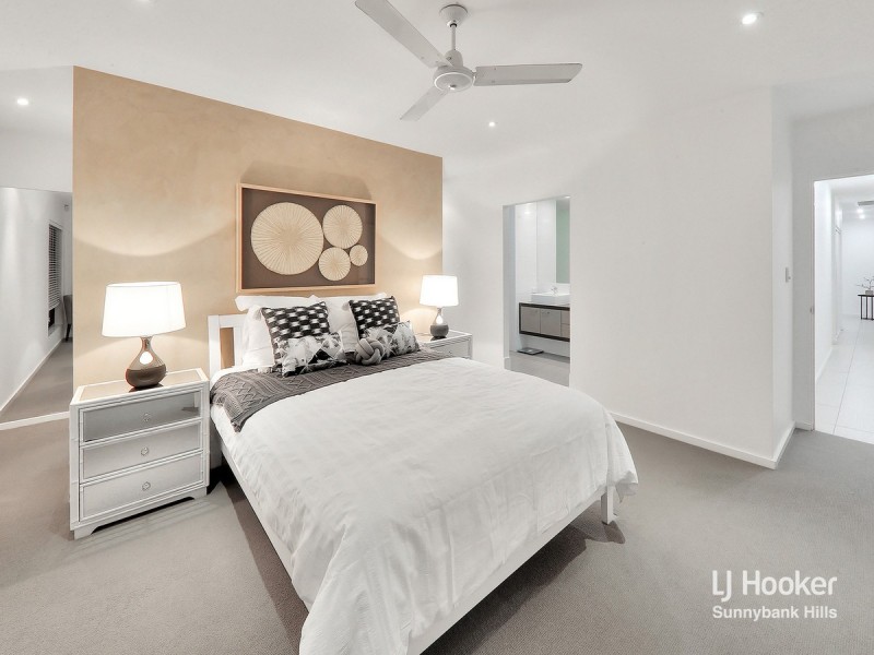 24 Innaminka Place, Parkinson QLD 4115