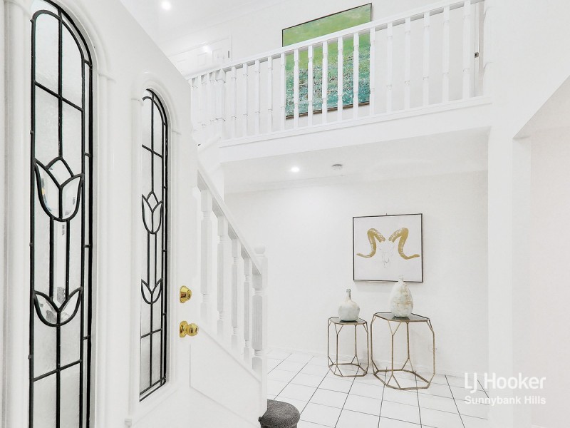 4 Aspen Crescent, Parkinson QLD 4115