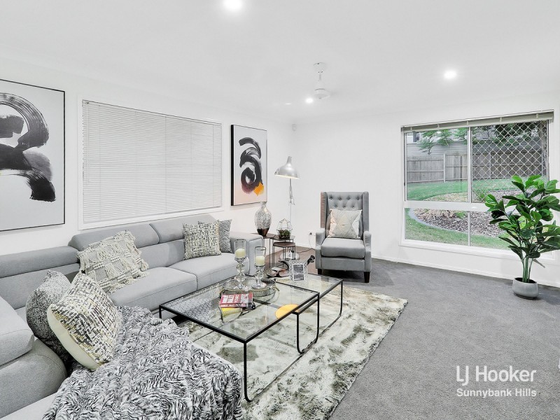 4 Aspen Crescent, Parkinson QLD 4115