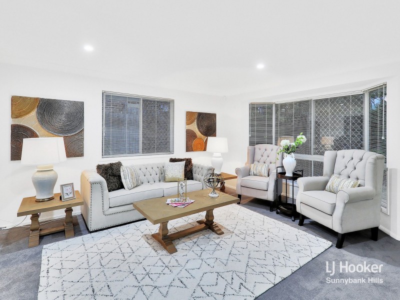 4 Aspen Crescent, Parkinson QLD 4115