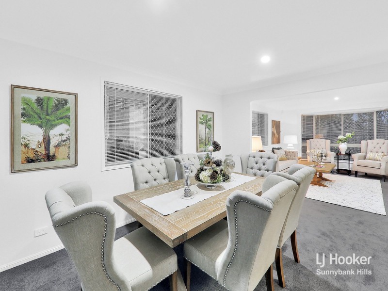 4 Aspen Crescent, Parkinson QLD 4115