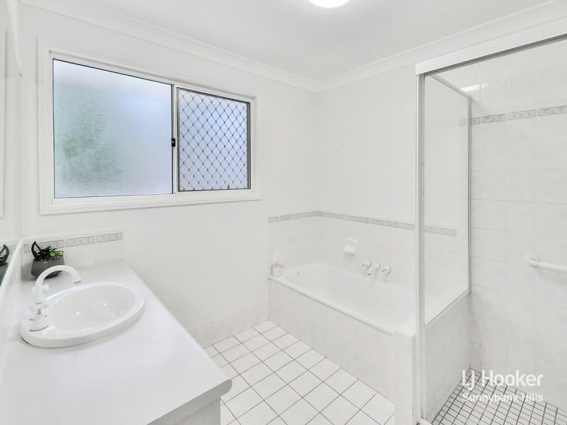 4 Aspen Crescent, Parkinson QLD 4115