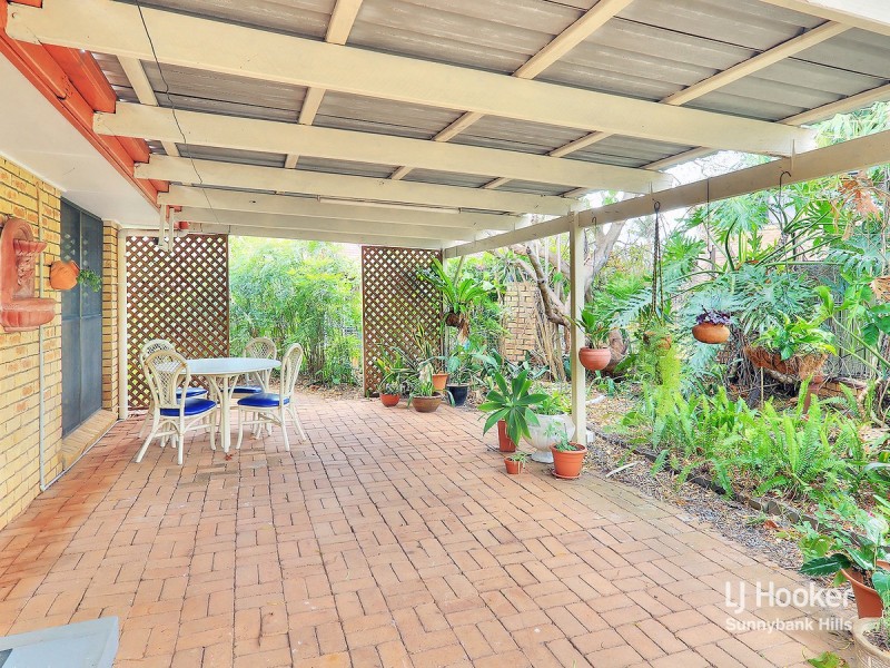 6 Halkin Street, Eight Mile Plains QLD 4113