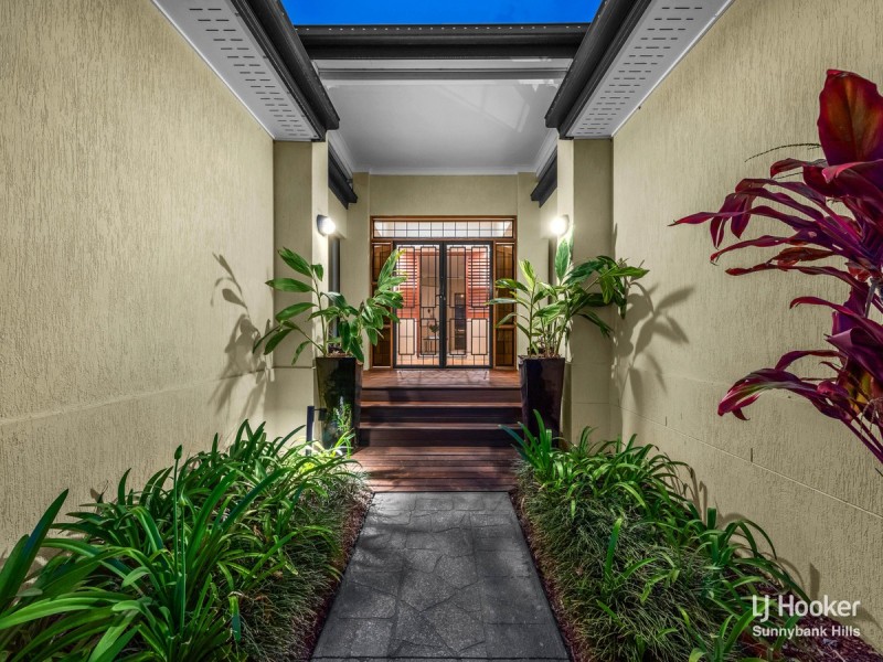 32 Kentwell Place, Wishart QLD 4122