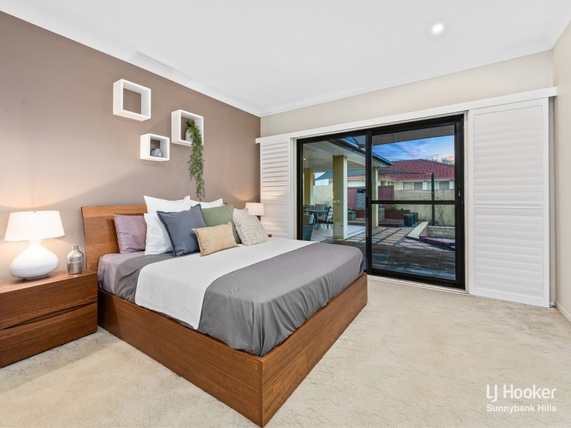 32 Kentwell Place, Wishart QLD 4122