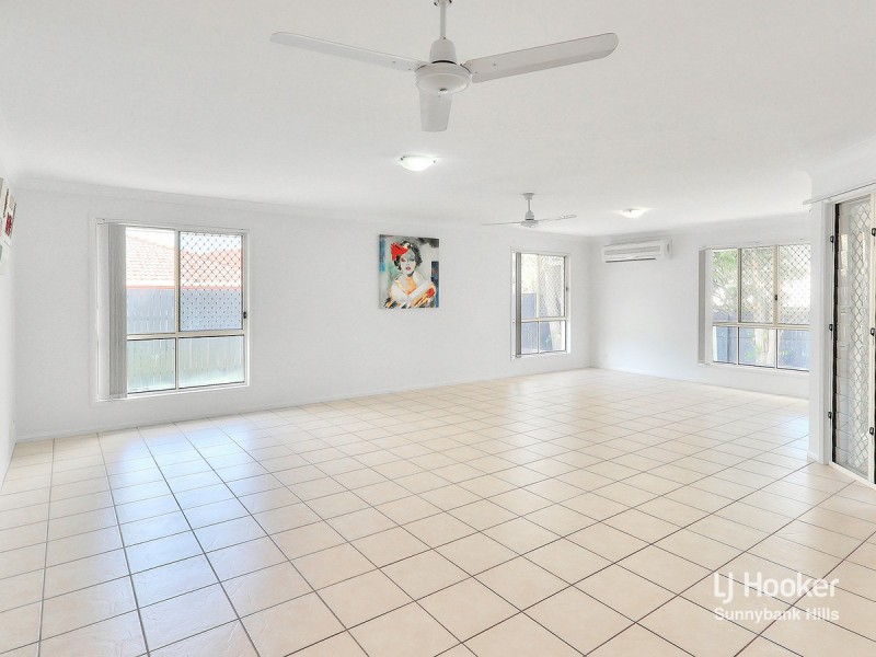 12 Murramarang Drive, Parkinson QLD 4115