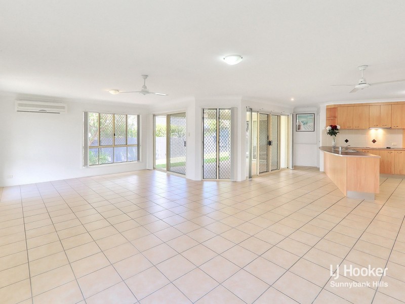 12 Murramarang Drive, Parkinson QLD 4115