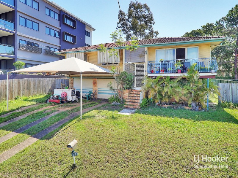 22 Grout Street, Macgregor QLD 4109