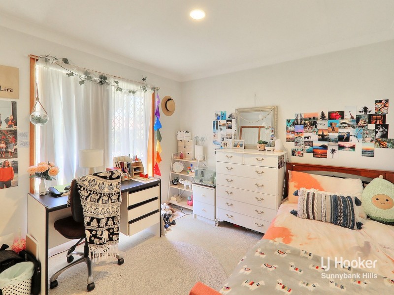 16 Bellflower Place, Calamvale QLD 4116