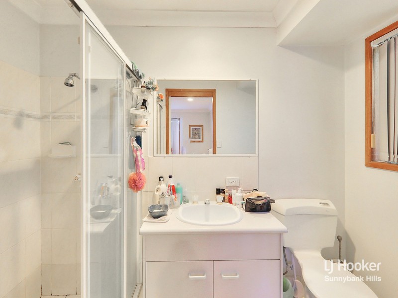 16 Bellflower Place, Calamvale QLD 4116