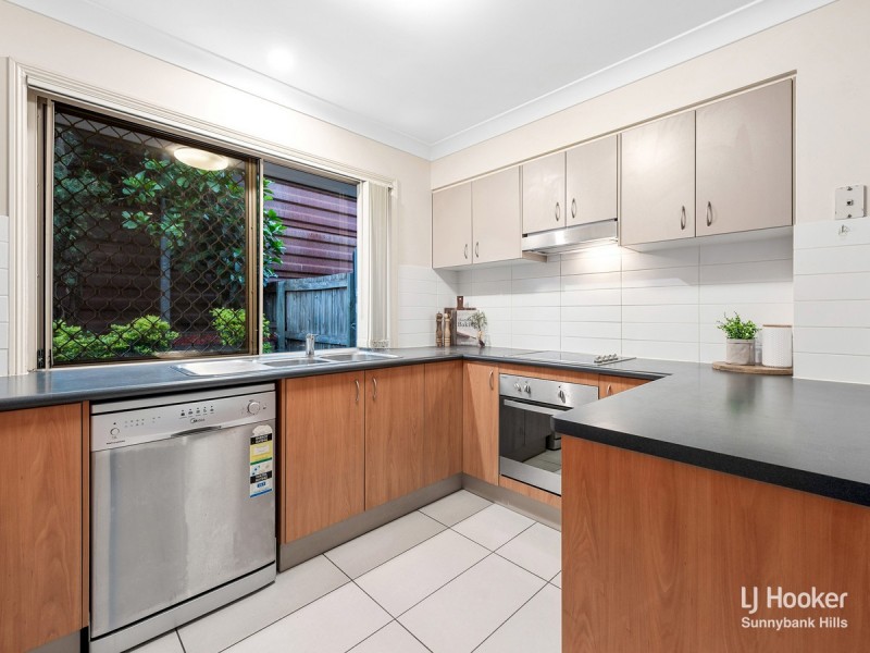 51/18 Mornington Court, Calamvale QLD 4116