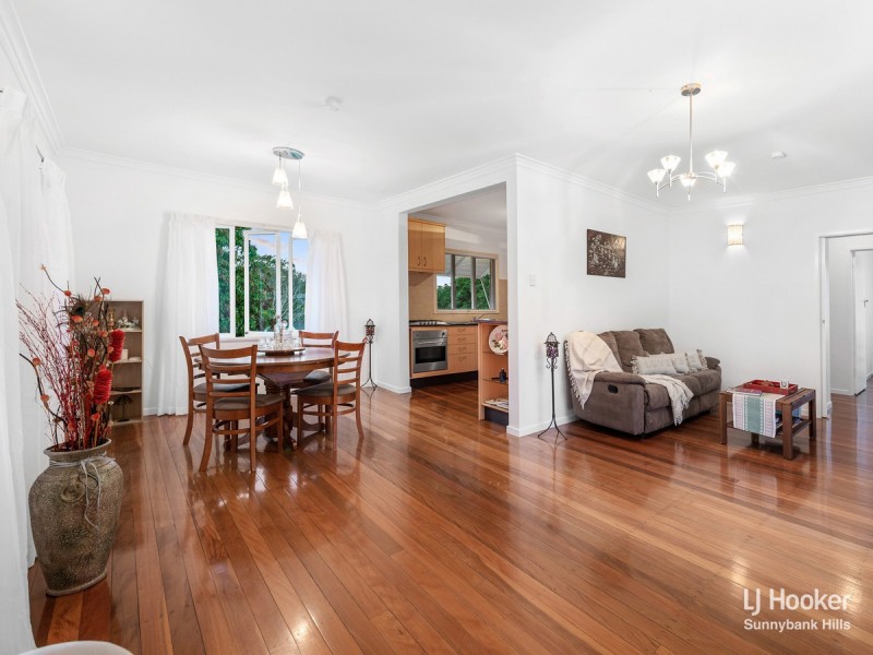 11 Dalgety Street, Mount Gravatt East QLD 4122