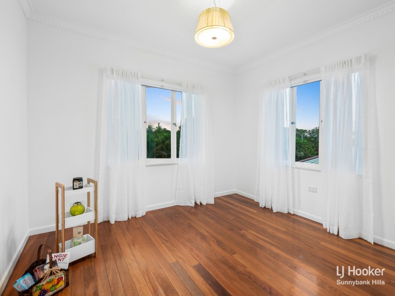 11 Dalgety Street, Mount Gravatt East QLD 4122