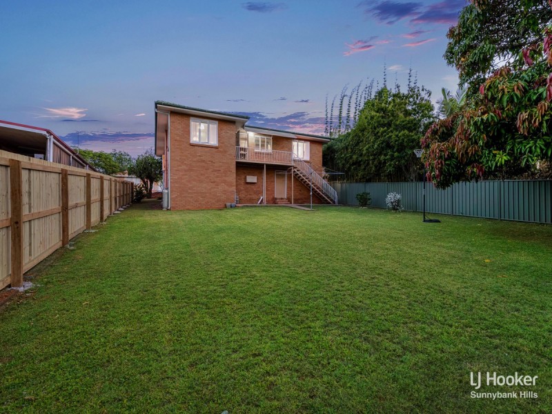 11 Dalgety Street, Mount Gravatt East QLD 4122