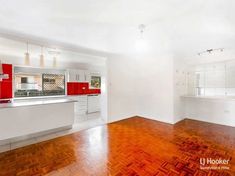 9 Strathairlie Square, Macgregor QLD 4109