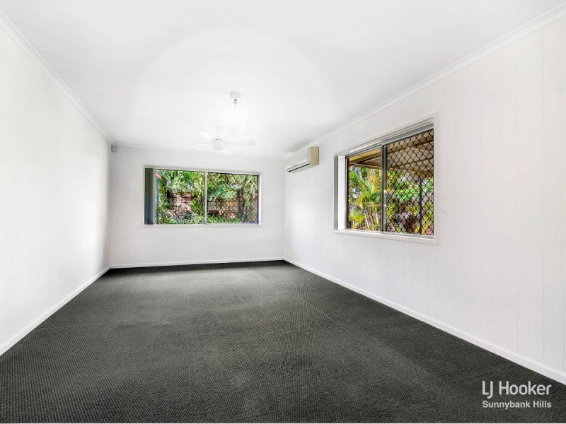 9 Strathairlie Square, Macgregor QLD 4109