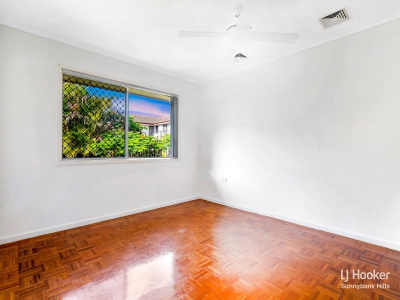 9 Strathairlie Square, Macgregor QLD 4109