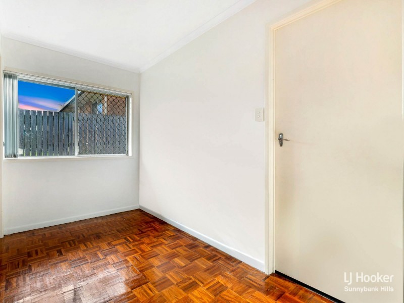 9 Strathairlie Square, Macgregor QLD 4109