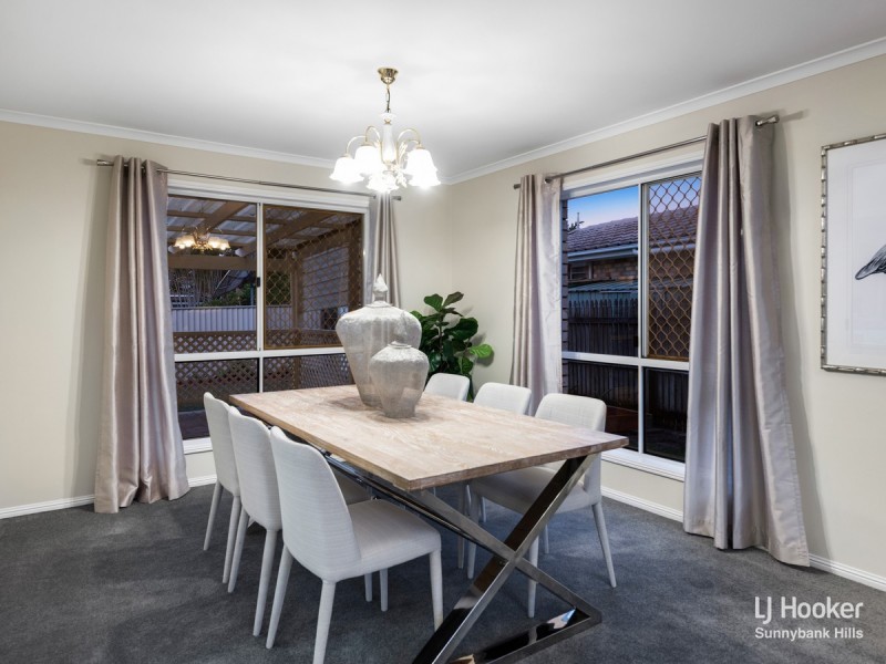 3 Bauhinia Close, Eight Mile Plains QLD 4113