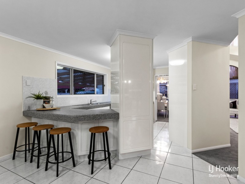 3 Bauhinia Close, Eight Mile Plains QLD 4113