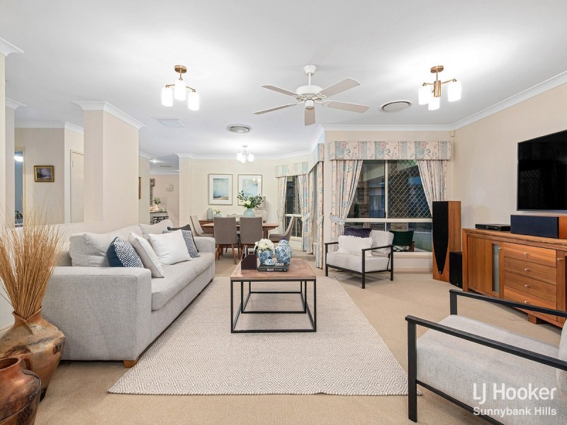 10 Lily Circuit, Kuraby QLD 4112