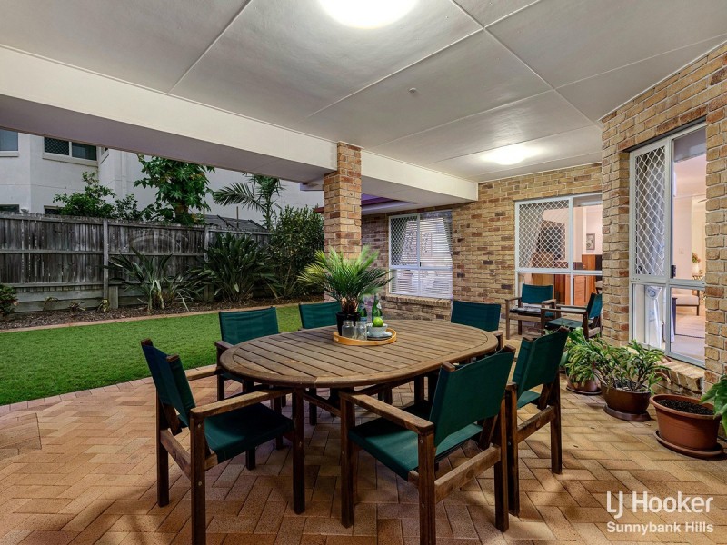 10 Lily Circuit, Kuraby QLD 4112