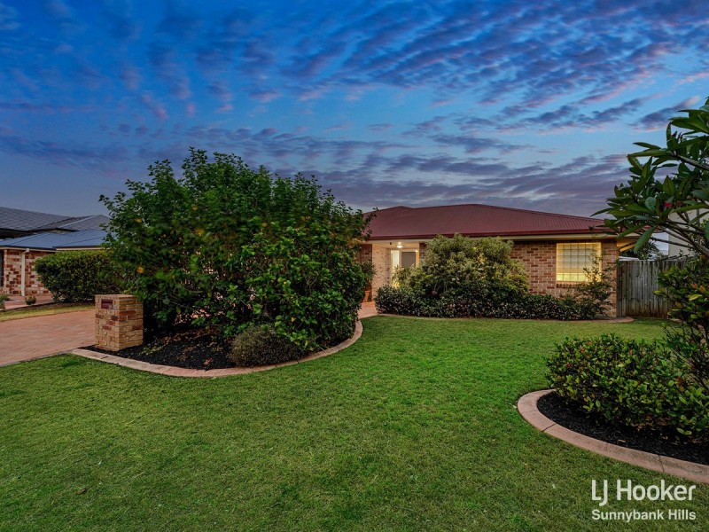 10 Lily Circuit, Kuraby QLD 4112