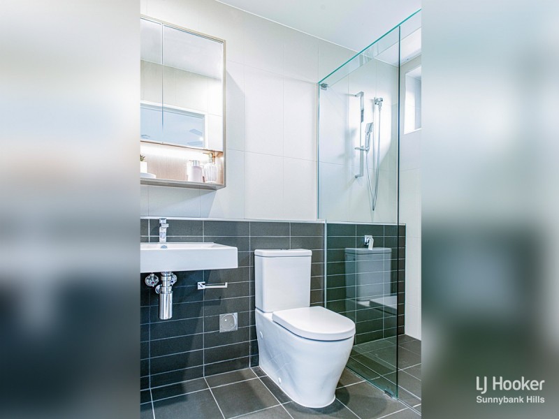 102/3-5 Grout Street, Macgregor QLD 4109