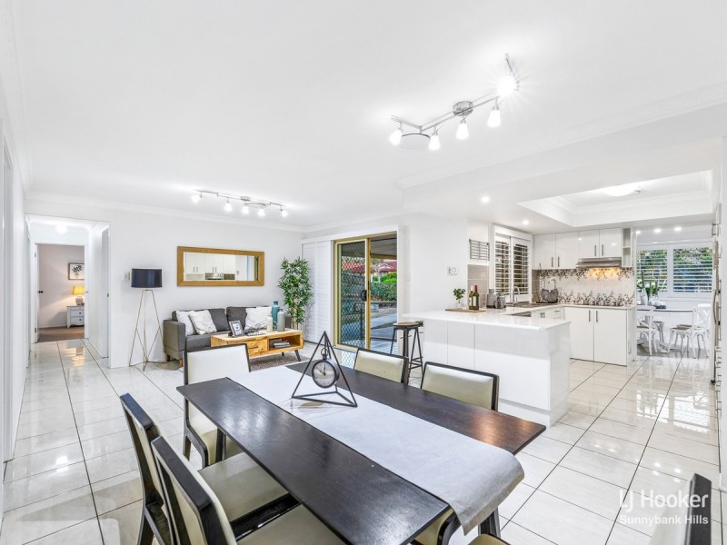 1 Dalmaso Close, Birkdale QLD 4159