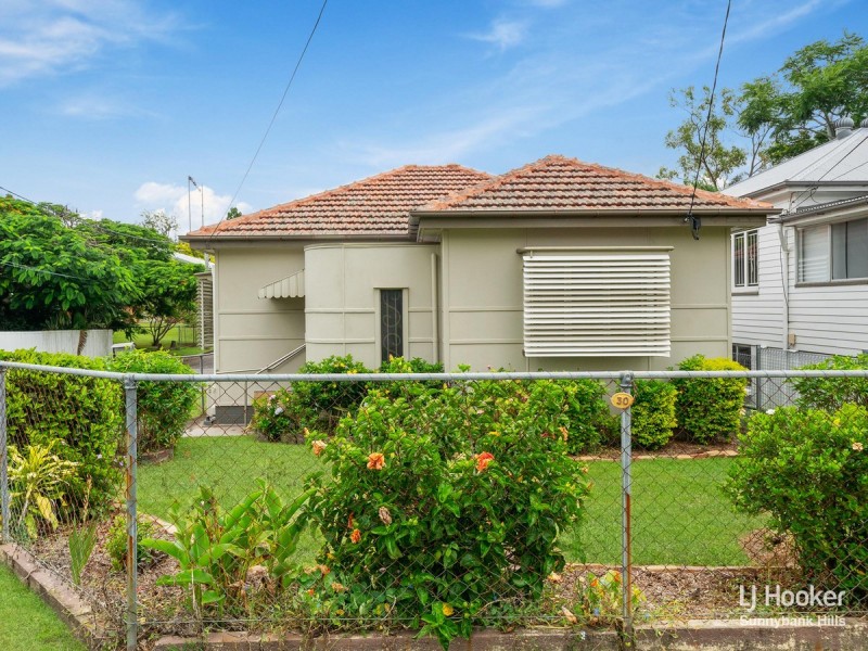 30 Nelson Street, Coorparoo QLD 4151
