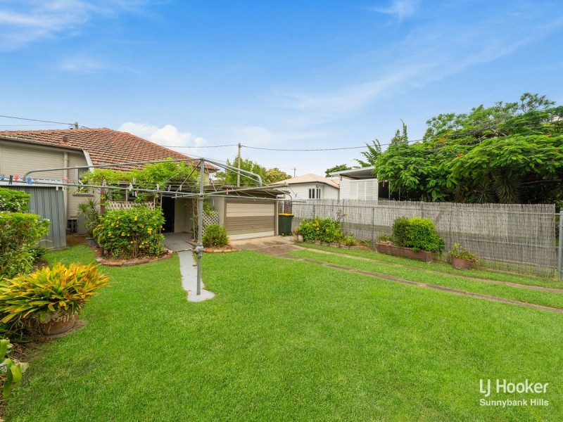 30 Nelson Street, Coorparoo QLD 4151