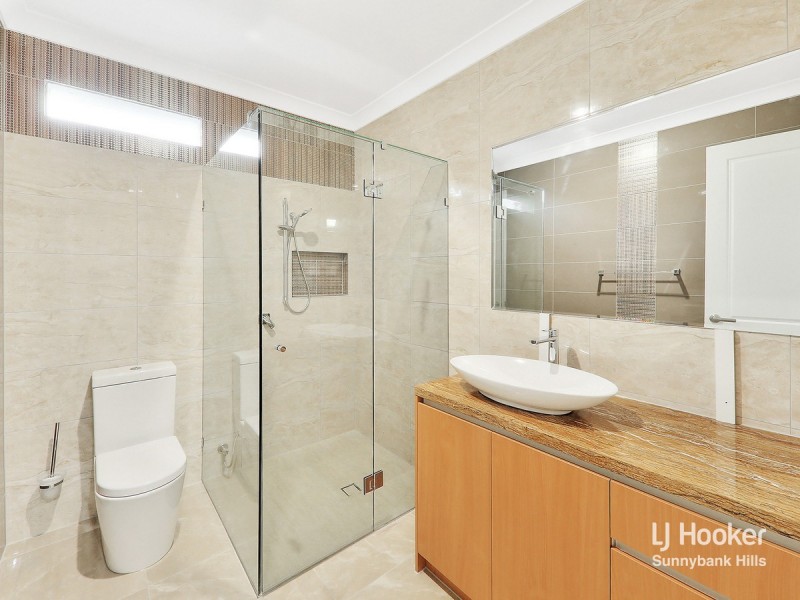 2473 Logan Road, Eight Mile Plains QLD 4113