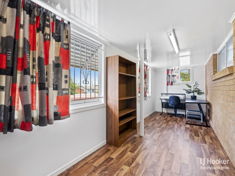 5 Rockvale Street, Coopers Plains QLD 4108