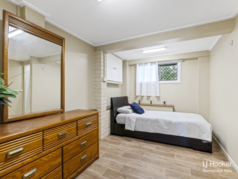 5 Rockvale Street, Coopers Plains QLD 4108