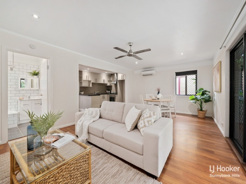 17 Miriam Street, Holland Park West QLD 4121