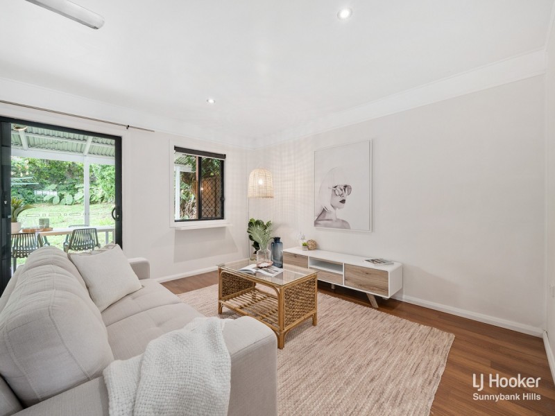 17 Miriam Street, Holland Park West QLD 4121