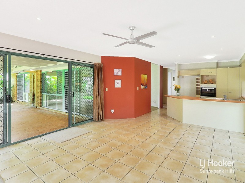 17 Bellflower Place, Calamvale QLD 4116