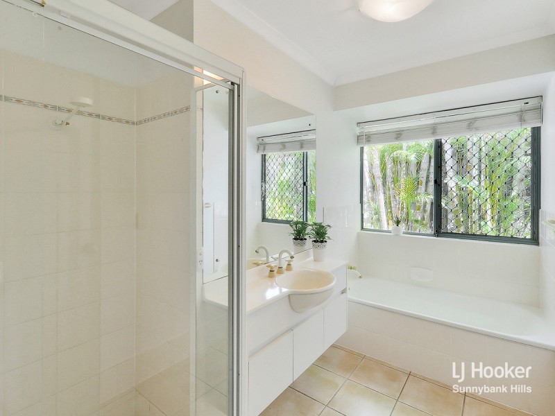 17 Bellflower Place, Calamvale QLD 4116