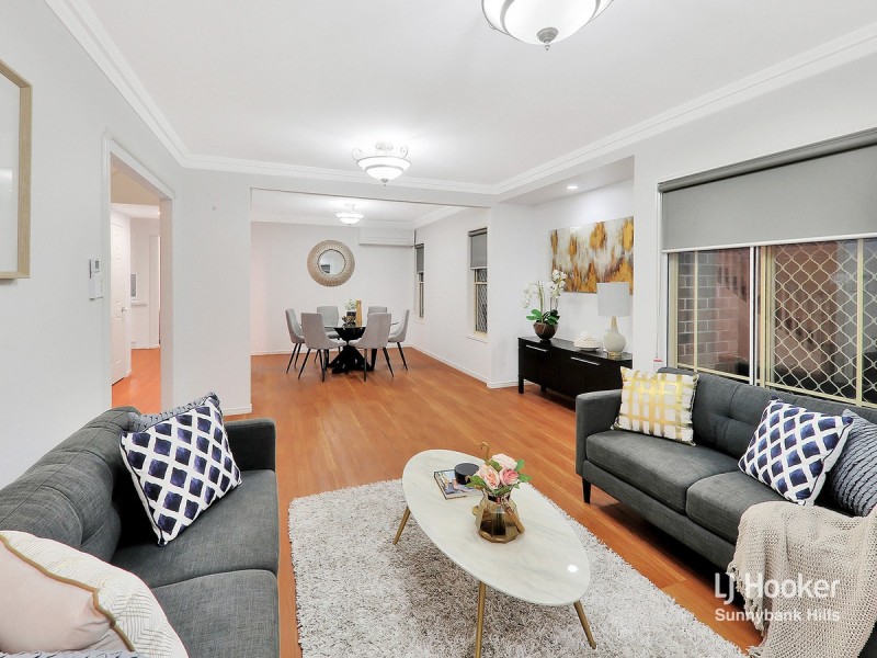 82 Nardie Street, Eight Mile Plains QLD 4113