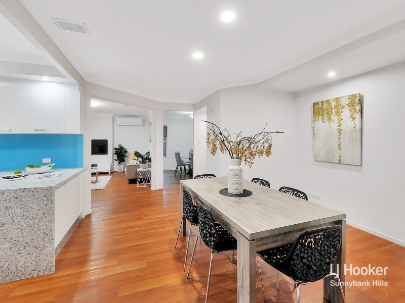 82 Nardie Street, Eight Mile Plains QLD 4113