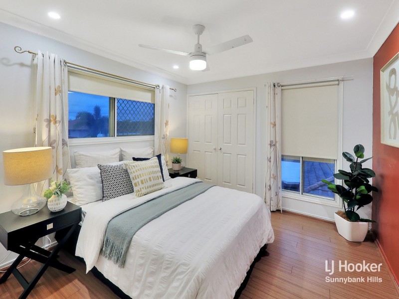 82 Nardie Street, Eight Mile Plains QLD 4113