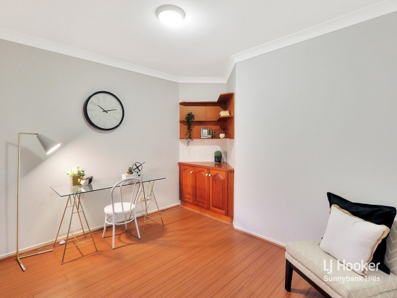 82 Nardie Street, Eight Mile Plains QLD 4113