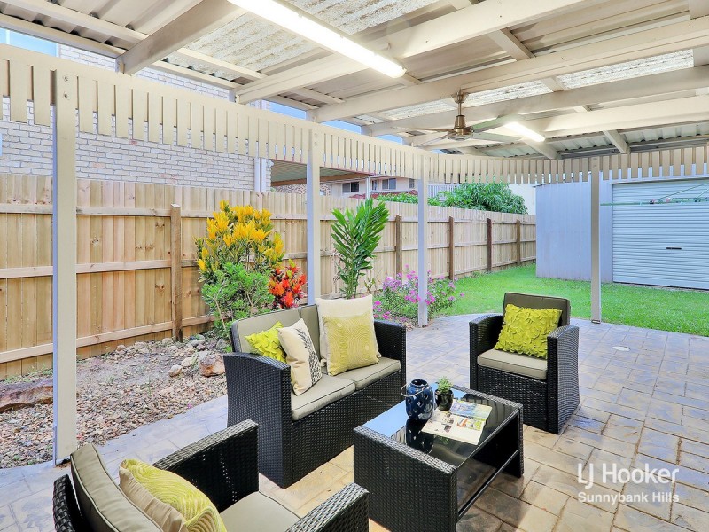 82 Nardie Street, Eight Mile Plains QLD 4113