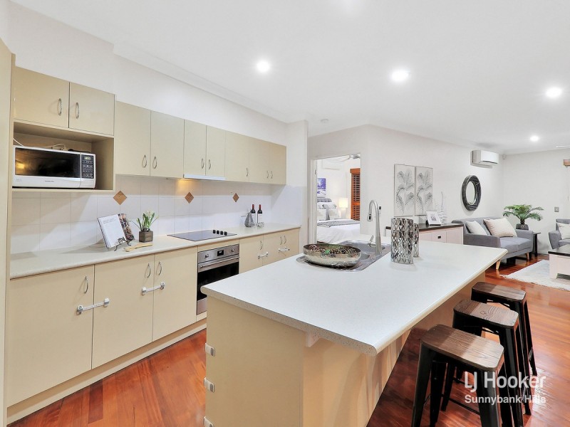 34 Leelaben Place, Eight Mile Plains QLD 4113