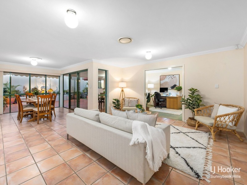 47 Norfolk Place, Wishart QLD 4122