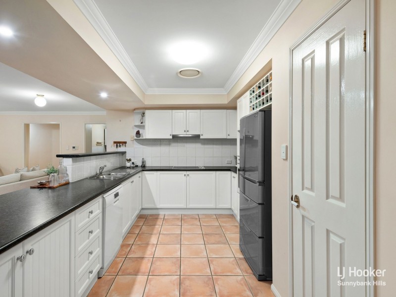 47 Norfolk Place, Wishart QLD 4122