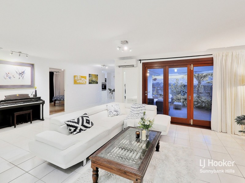 54 Alan Crescent, Eight Mile Plains QLD 4113